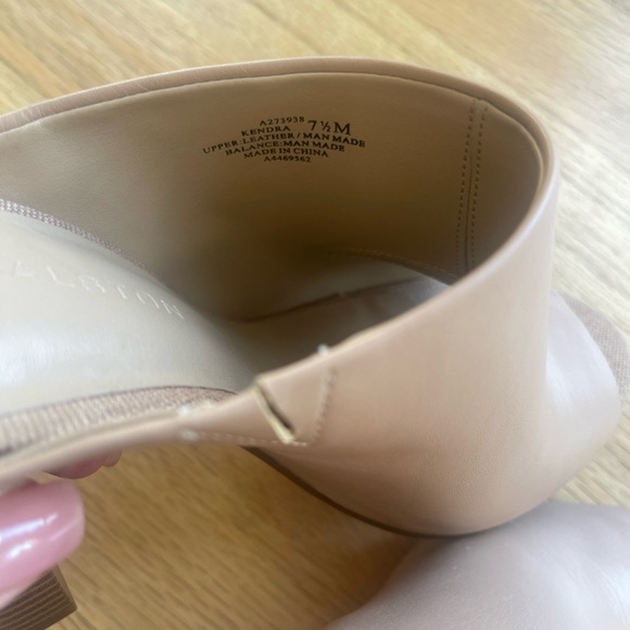 H by Halston Sand Nude Leather Kendra Open Toe Mule Heel - Picture 7 of 7